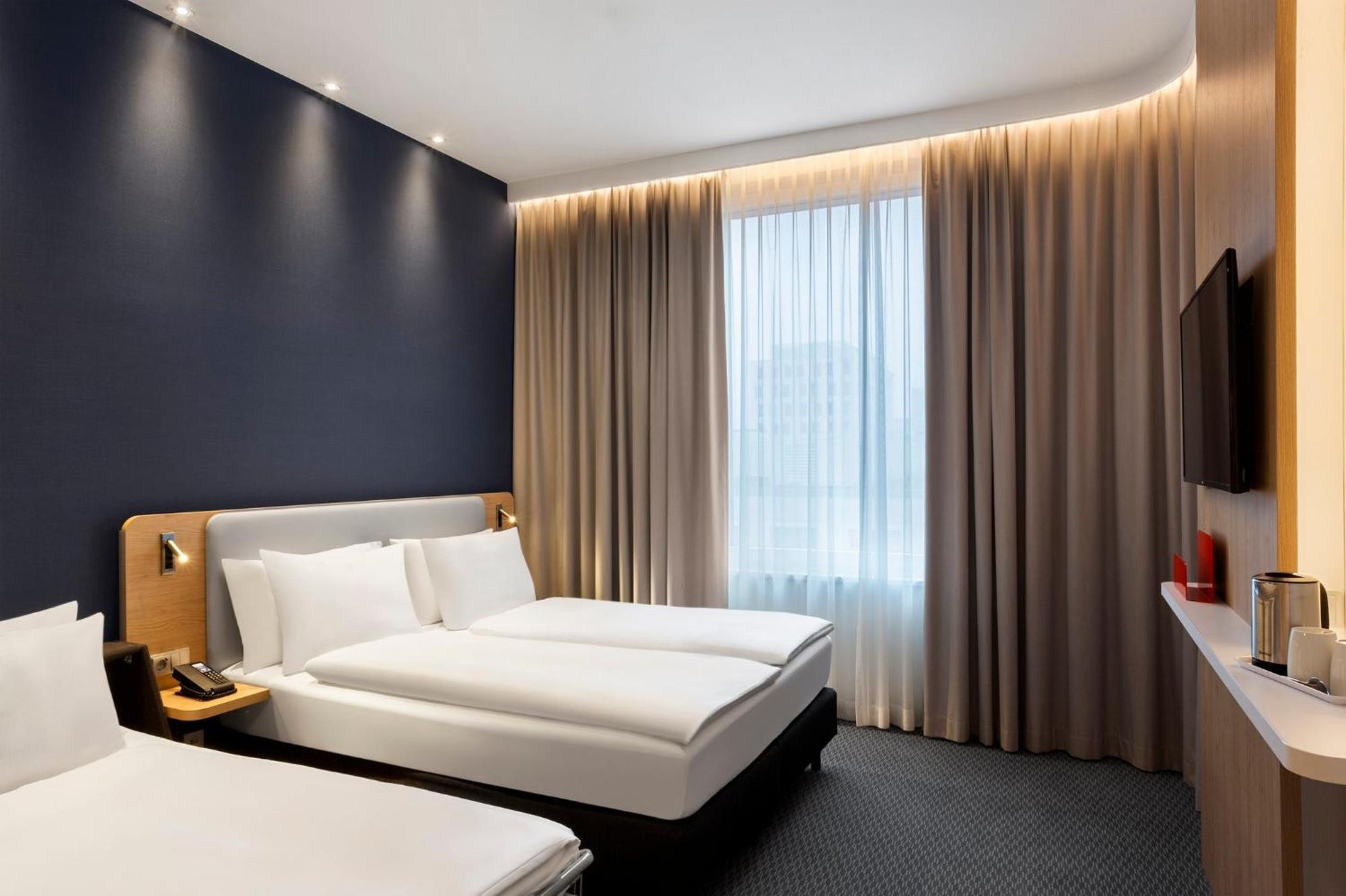 Express West 3* München
